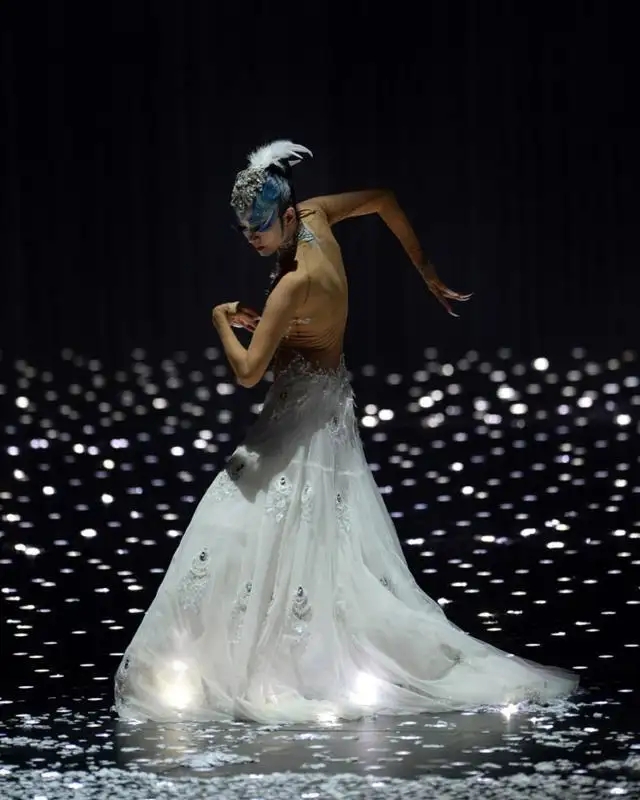 src=http___p6.qhimg.com_t0150bc002f21cfc501.jpg_size=640x800&refer=http___p6.qhimg.webp.jpg
